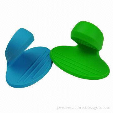 Flexible silicone pot holders